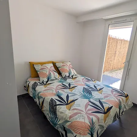 2 Pièces , Clim, Proche Apartment *